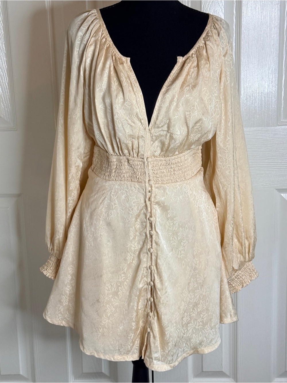 NWOT Urban Outfitters Rebecca Cream Jacquard Mini Dress M